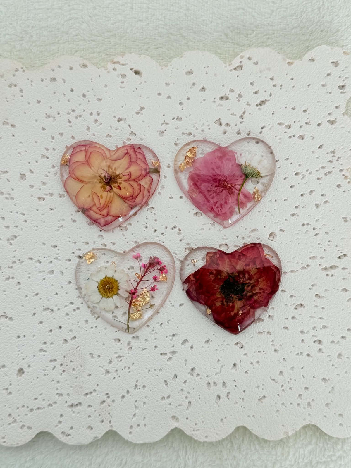 Floral Magnets - B - christmas