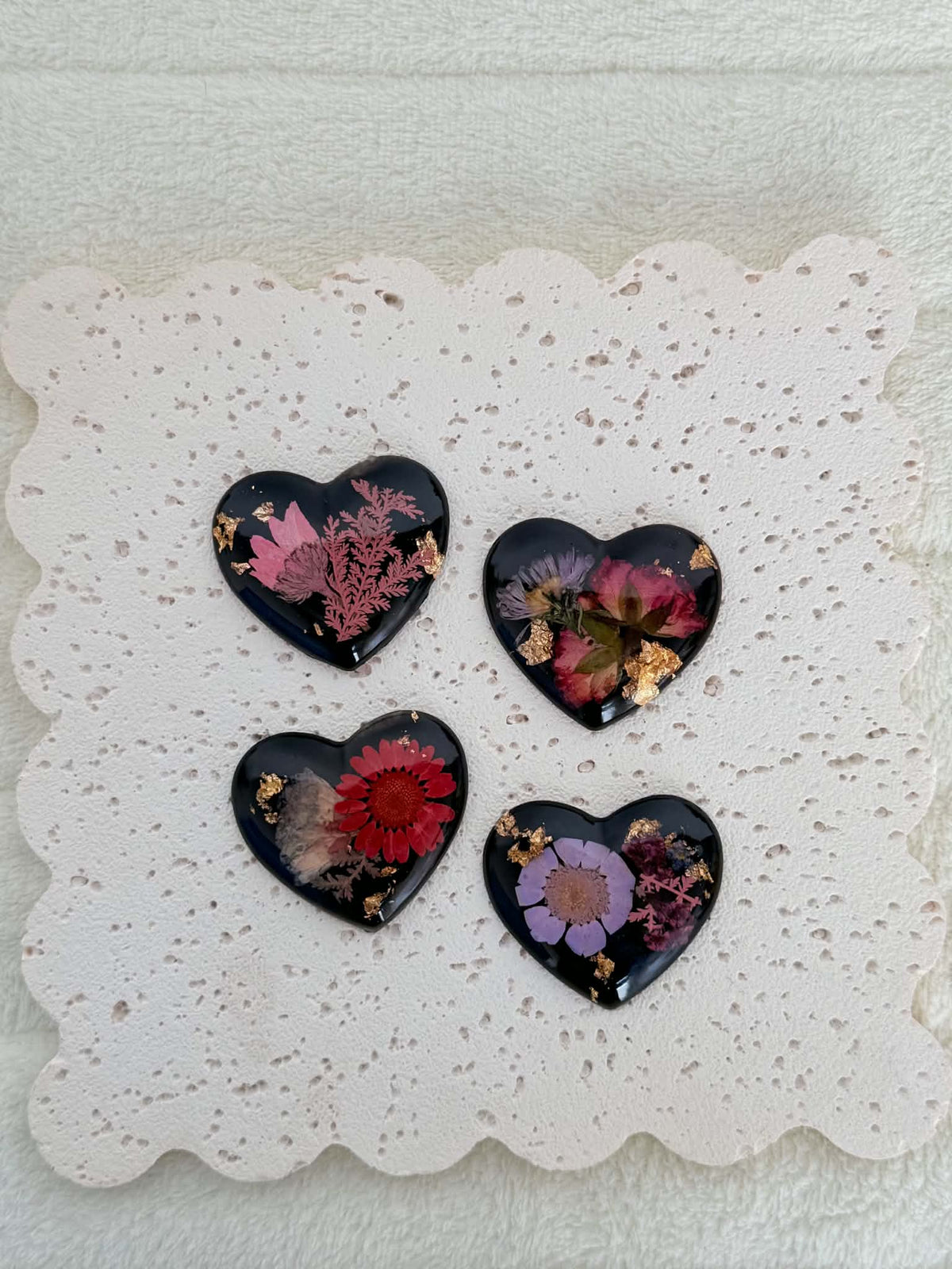 Floral Magnets - D - christmas