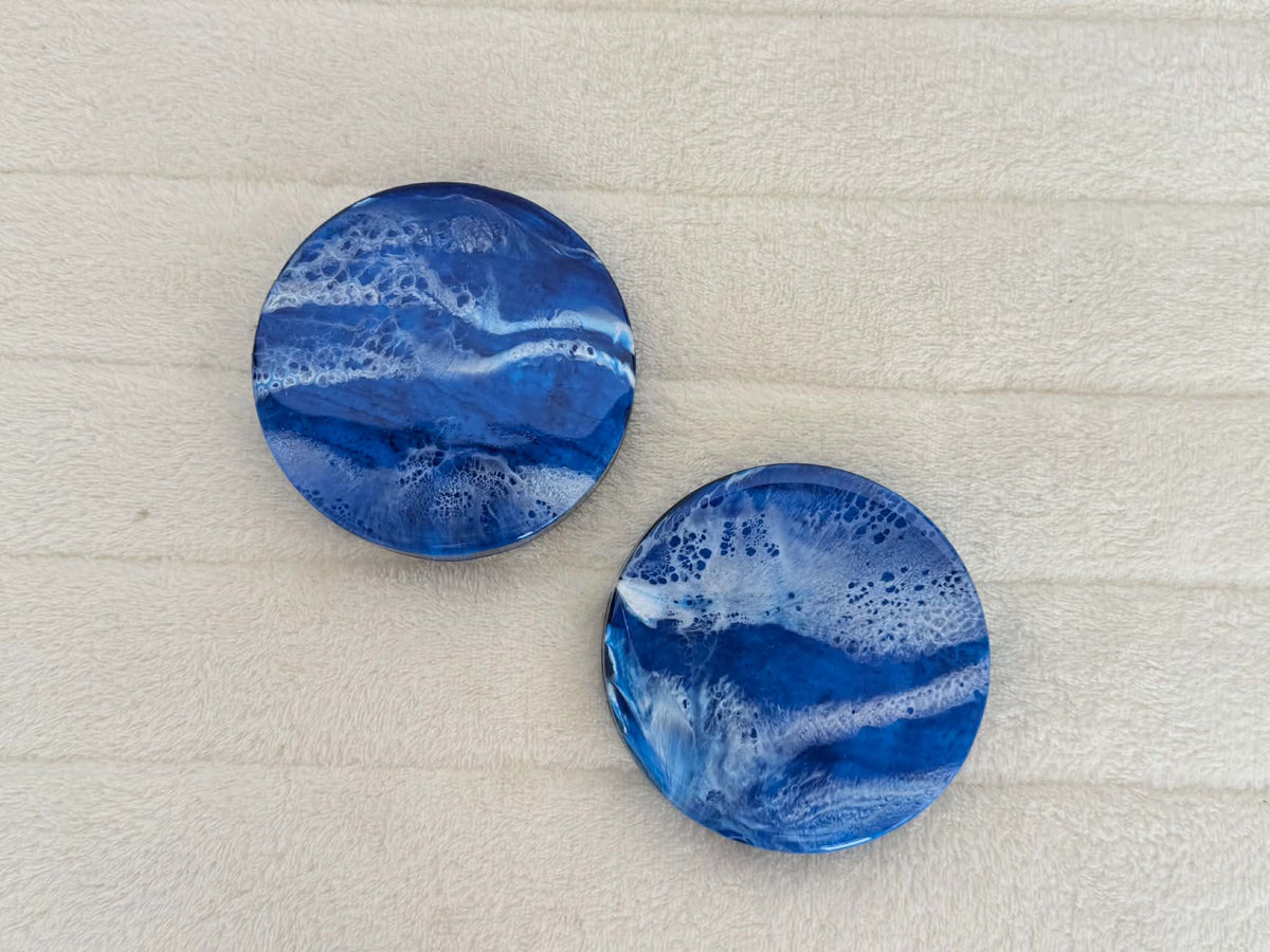 2 x coasters  - b - christmas