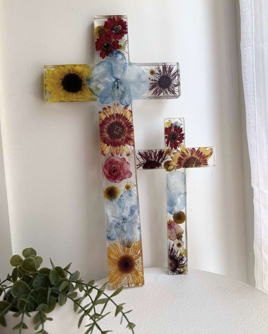 Medium Sized Cross