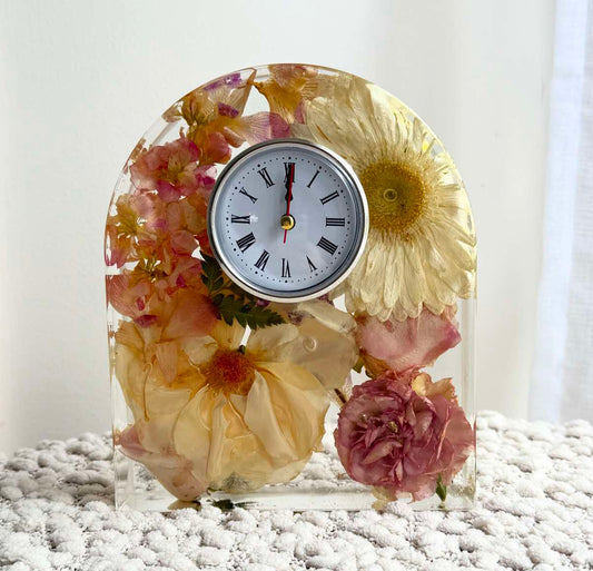 MARGURITE - Arch Clock