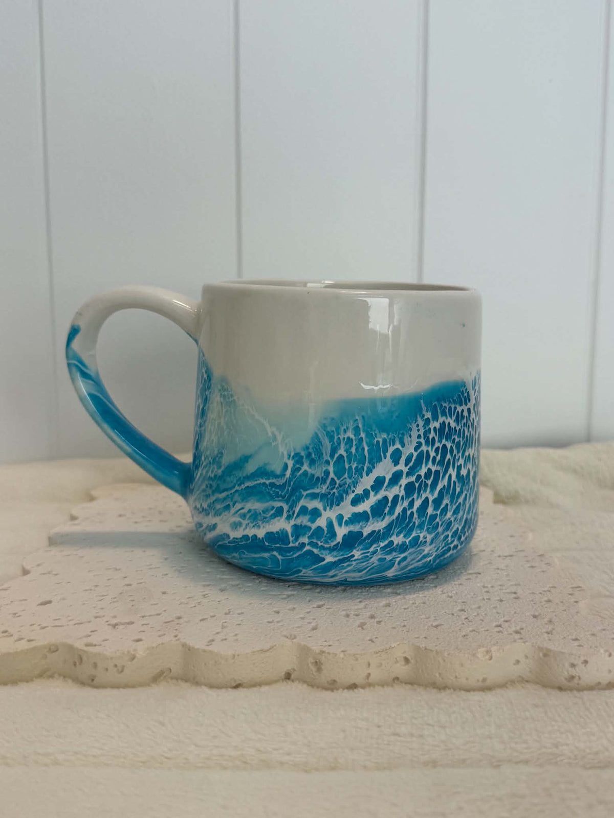 Ocean mug - E - christmas