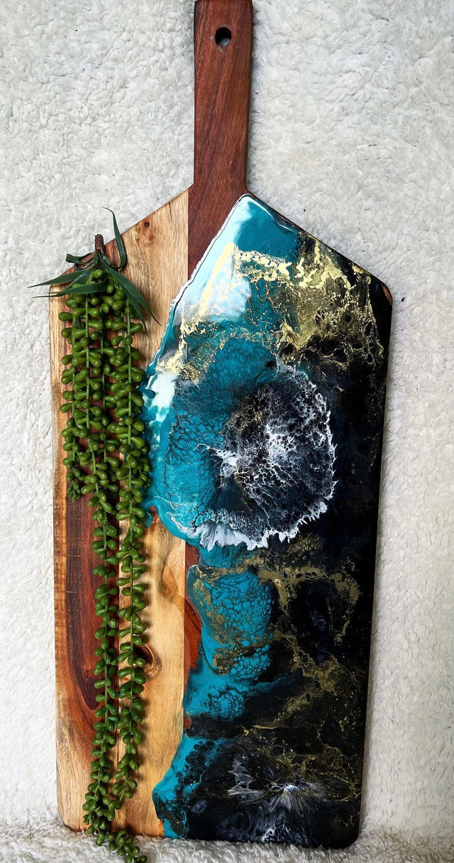 Black & Blue- board
